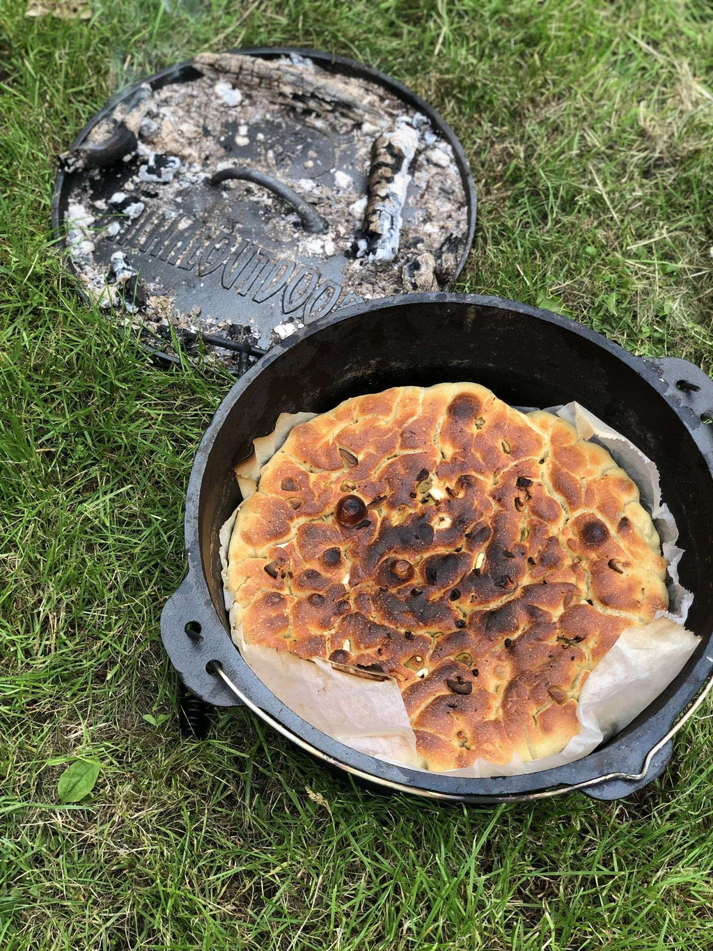 Valhal Outdoor Dutch Oven 6,1 L (Vlakke Bodem)