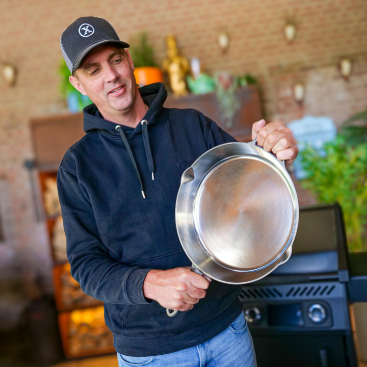 The Windmill PitmasterX Hand Polished Skillet